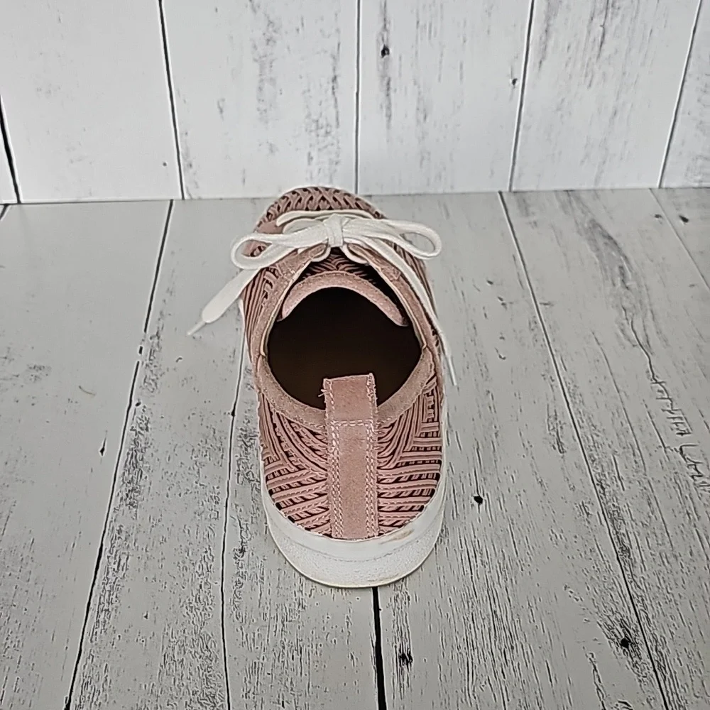 LUCKY BRAND DANSBEY CASUAL SNEAKER - Picture 7 of 12